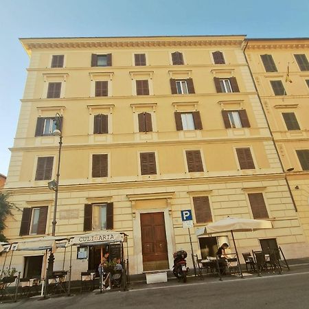 مبيت وإفطار روما Casa Totti المظهر الخارجي الصورة