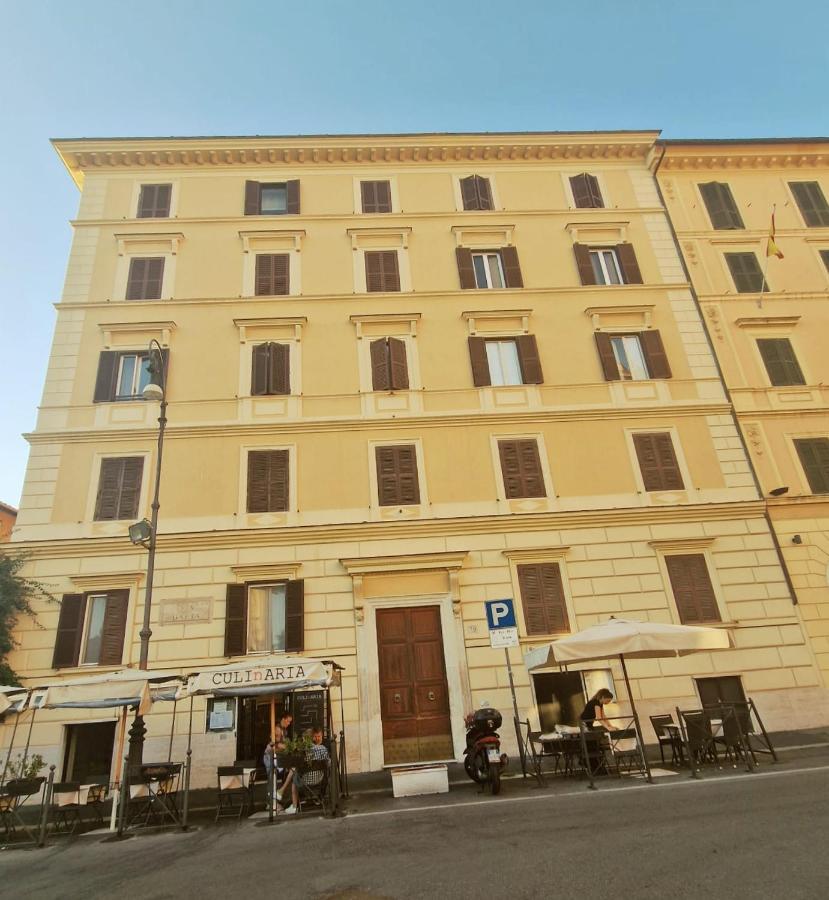 مبيت وإفطار روما Casa Totti المظهر الخارجي الصورة